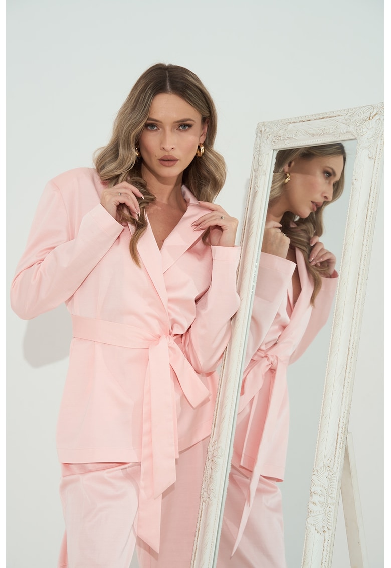 Sacou petrecut cu un cordon