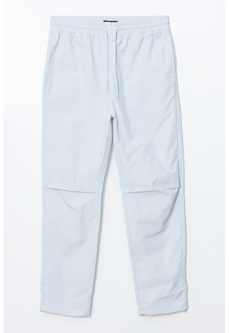 Pantaloni cu talie medie si snur