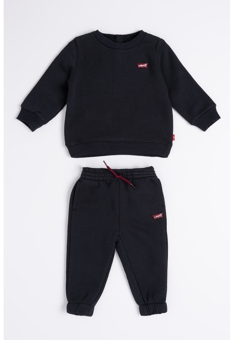 Trening cu decolteu la baza gatului