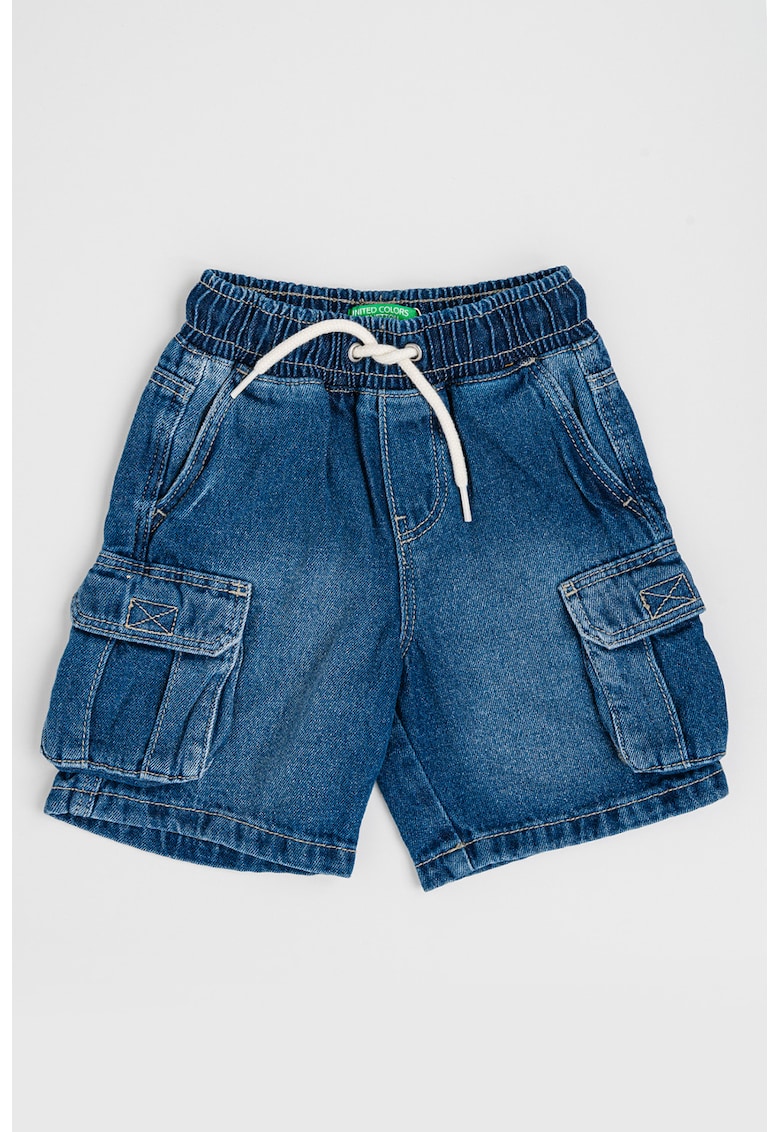 Blugi scurti cu croiala dreapta Blugi scurti cu croiala dreapta