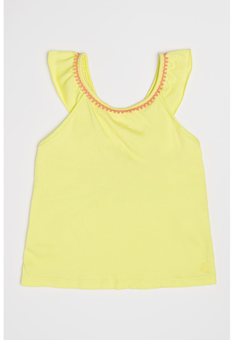 Top cu volane cu broderie