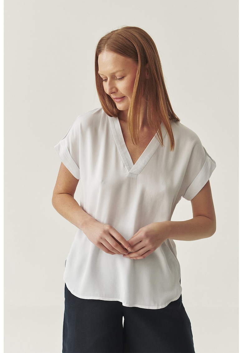 Bluza lejera cu decolteu in V