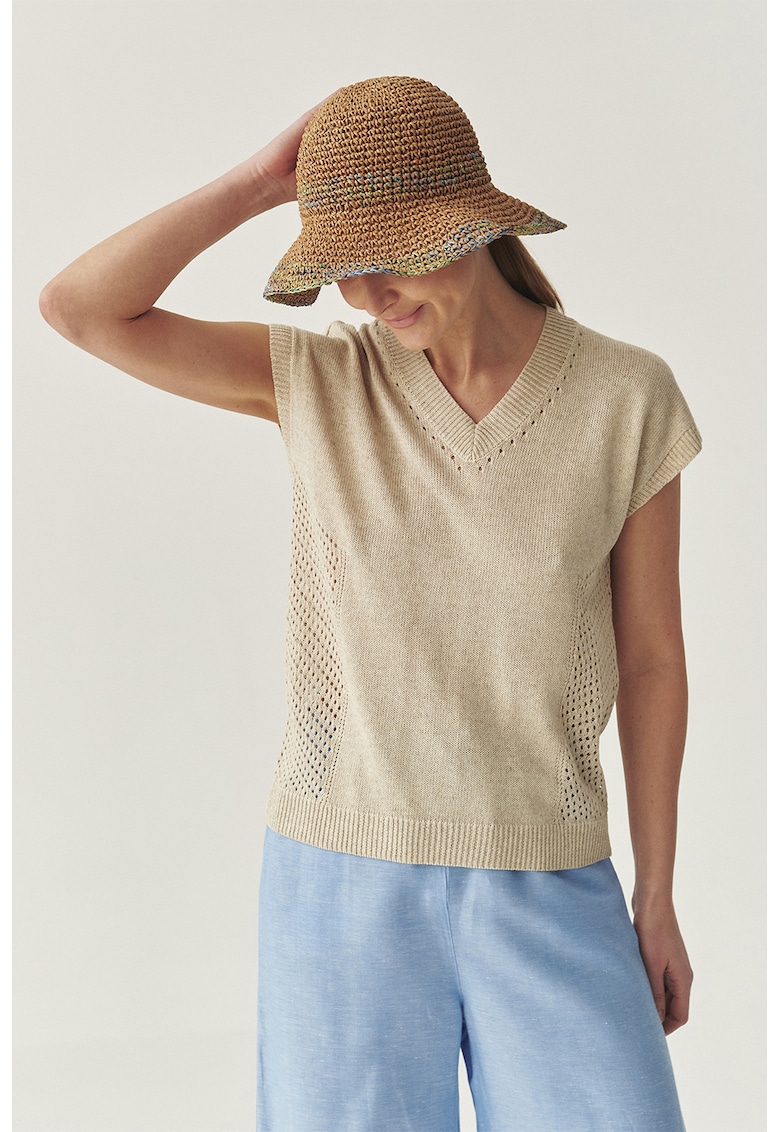 Pulover tricotat cu decolteu in V