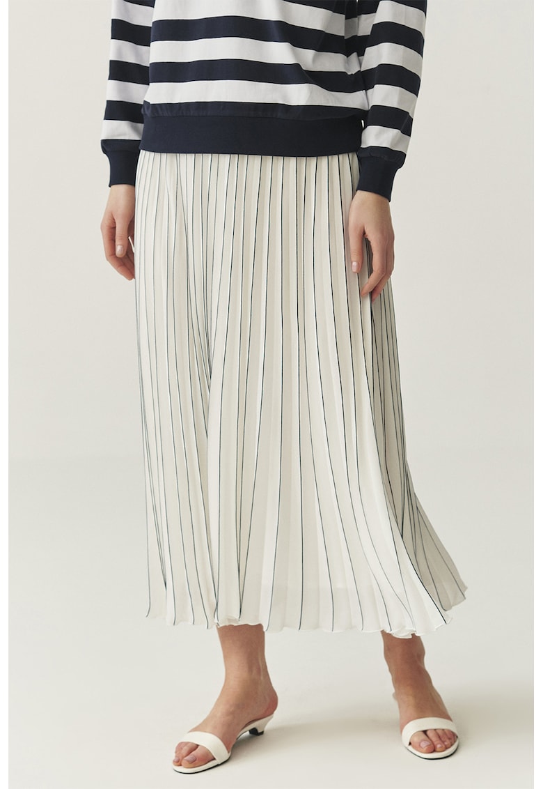 Fusta maxi cu pliuri si model in dungi