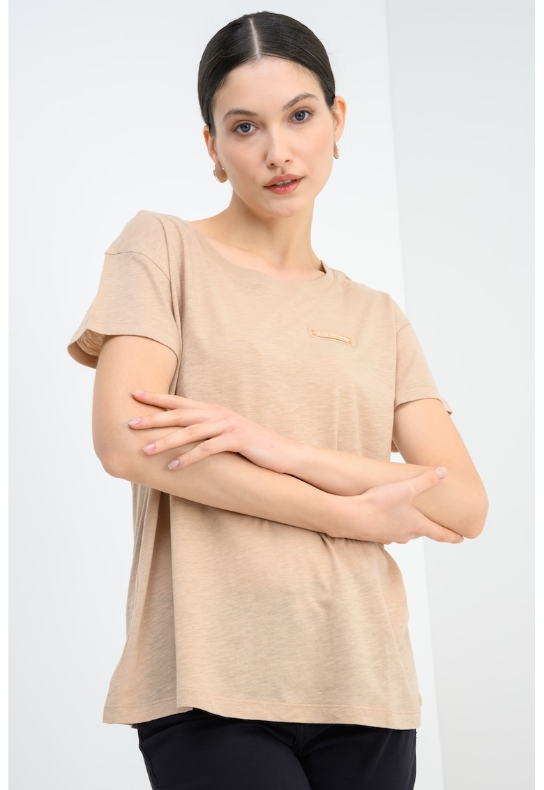 Tricou lejer cu decolteu la baza gatului - Maro nisip