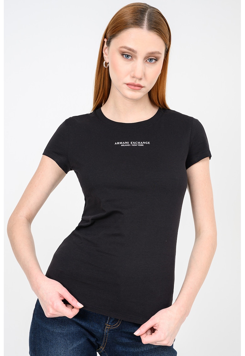 Tricou slim fit cu decolteu la baza gatului - Alb/Negru