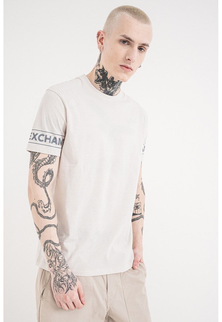 Tricou de bumbac cu logo pe maneca