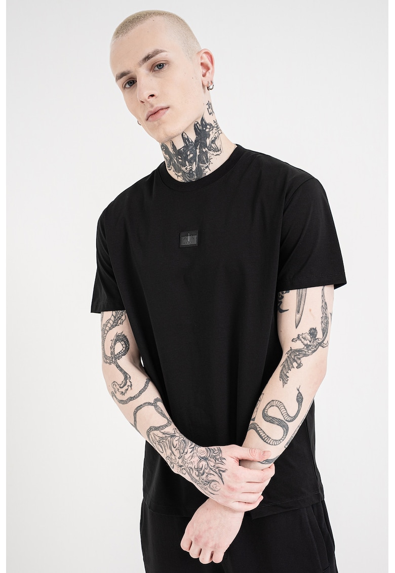 Tricou de bumbac cu decolteu la baza gatului si logo - Negru