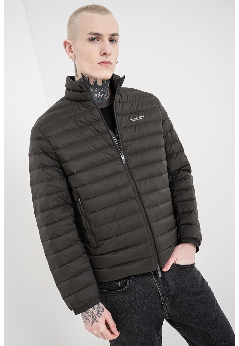 Jacheta matlasata cu fermoar - Kaki inchis