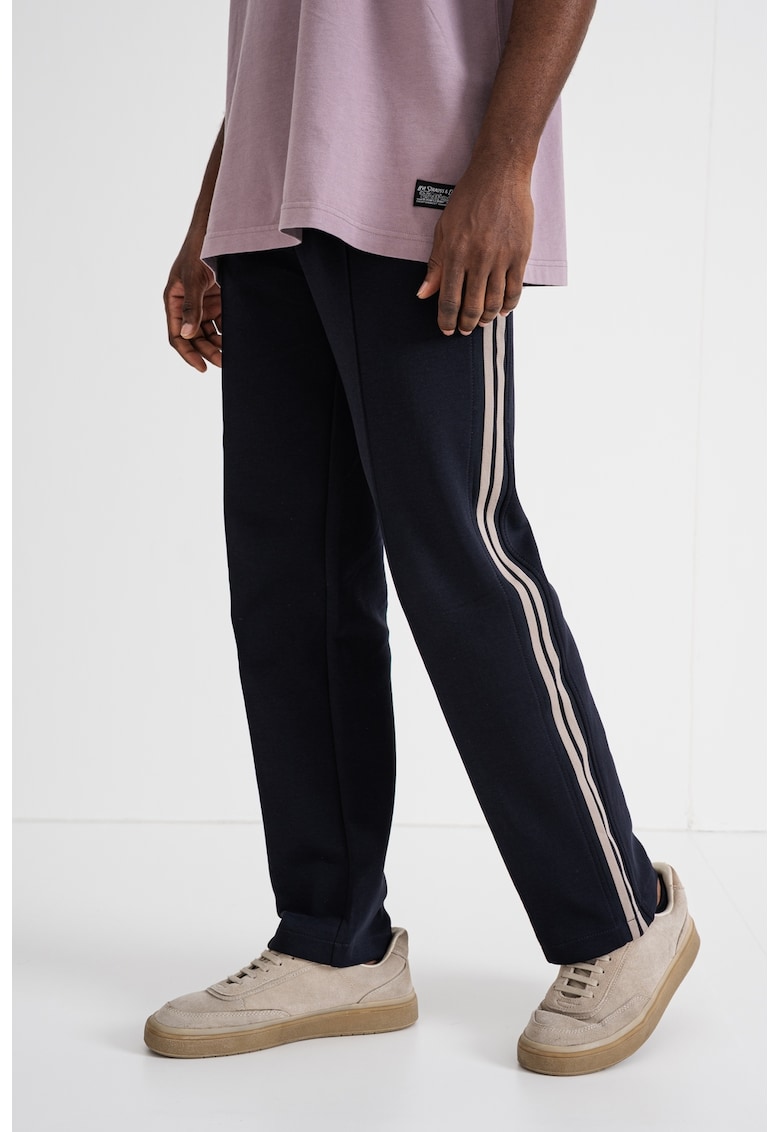 Pantaloni cu snur si benzi contrastante