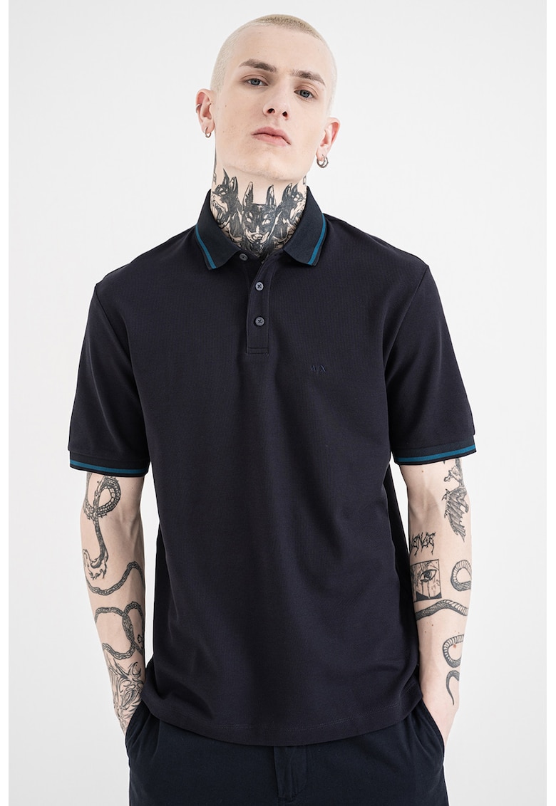 Tricou polo regular fit cu terminatie contrastanta