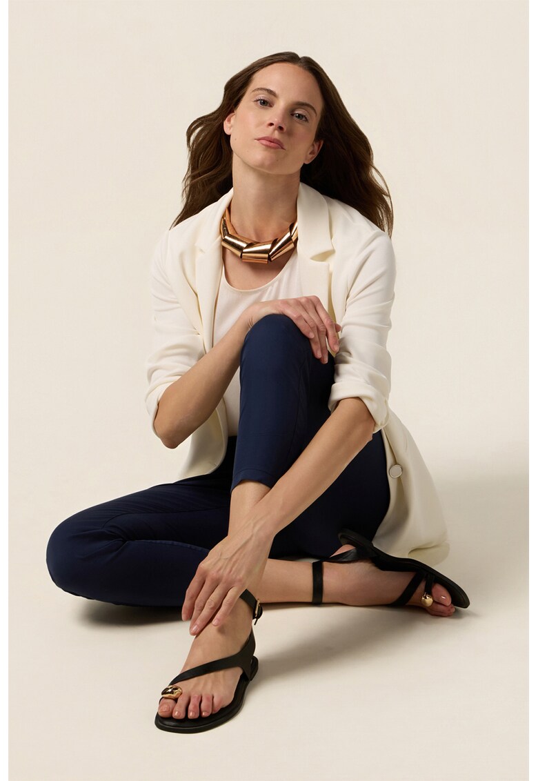 Pantaloni slim fit cu talie medie - Bleumarin