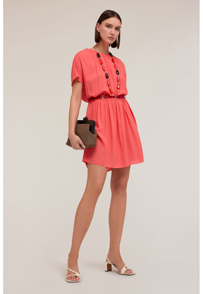 Rochie scurta cu maneci scurte