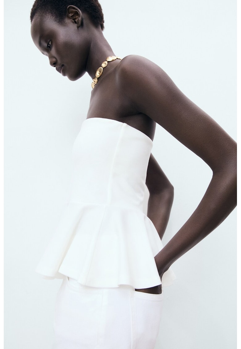 Top bandeau cu terminatii cu volane