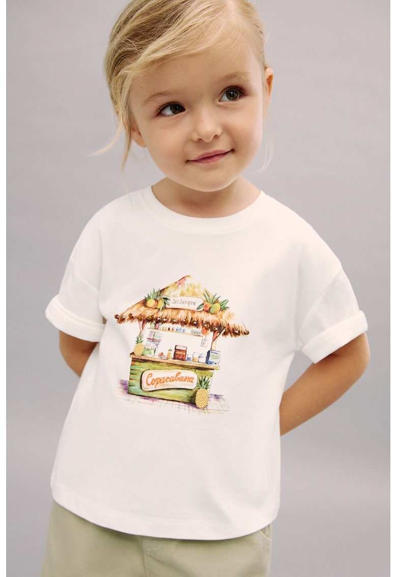 Tricou cu decolteu la baza gatului si imprimeu grafic si text