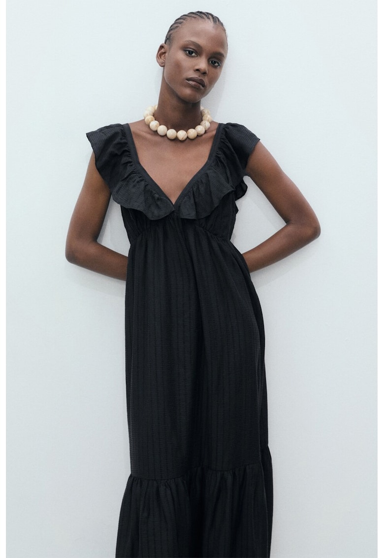 Rochie cu decolteu cu volane - Negru