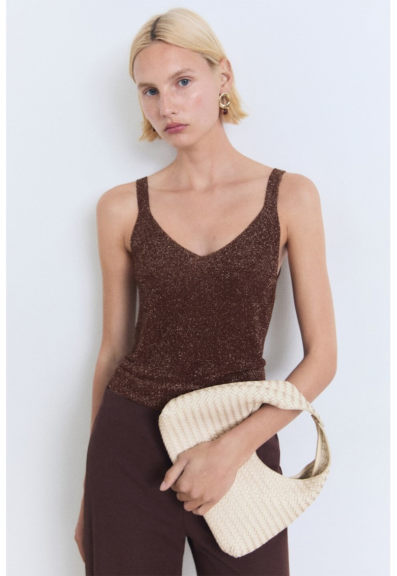 Top cu decolteu in V si aspect stralucitor