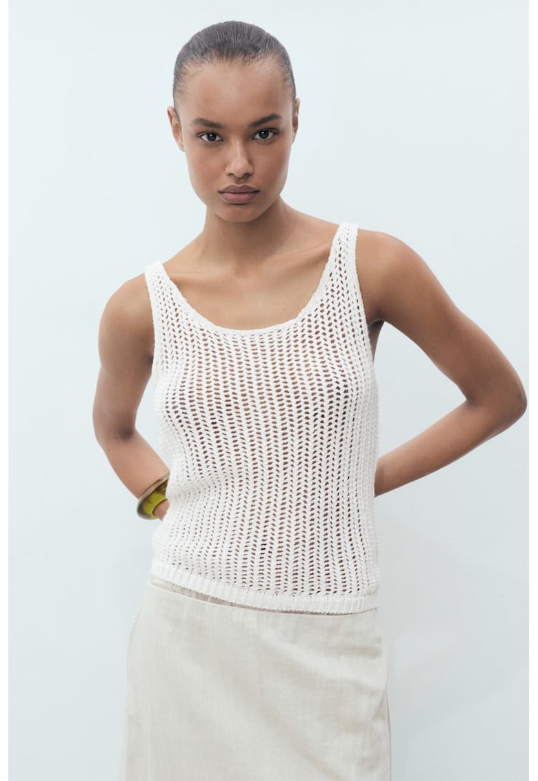 Top cu model crosetat