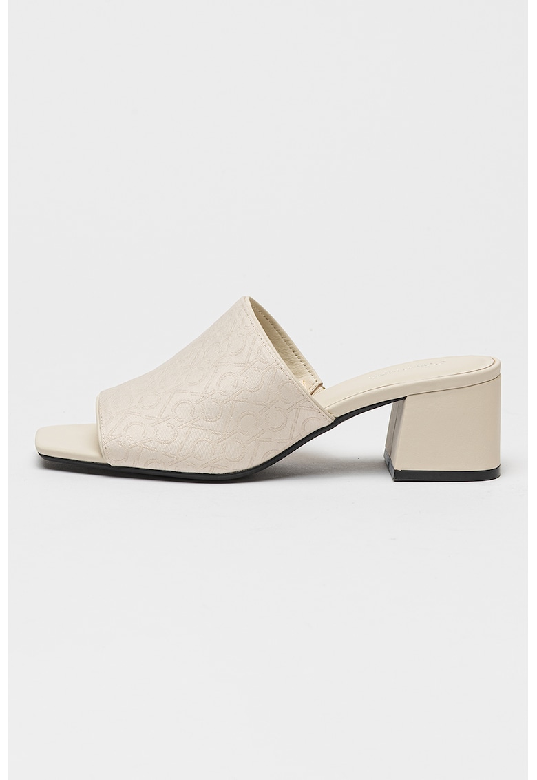 Saboti cu toc si varf patrat