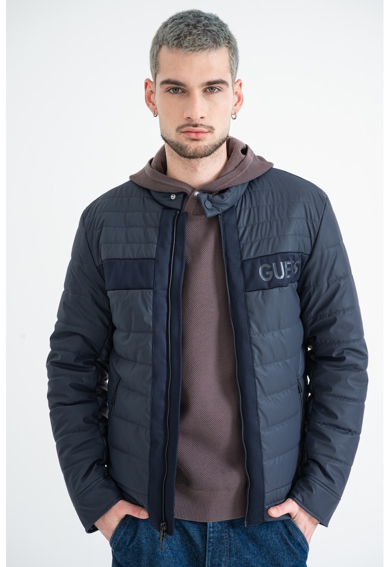 Jacheta matlasata cu logo si fermoar