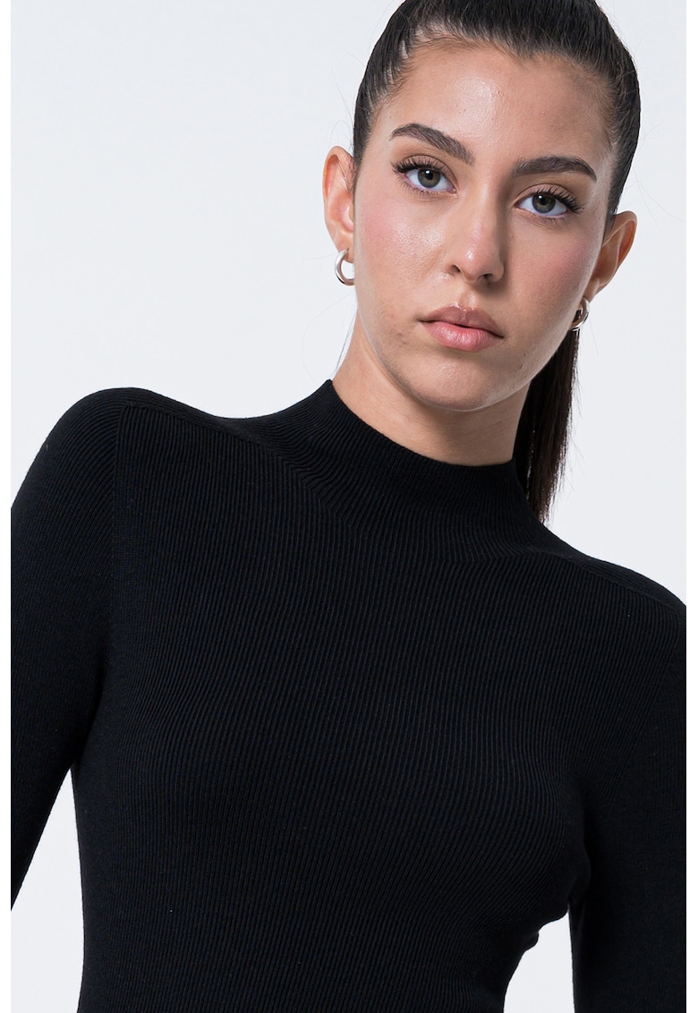 Pulover elastic din amestec de matase si casmir