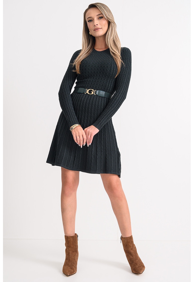 Rochie evazata tricotata cu o curea in talie Rochie evazata tricotata cu o curea in talie