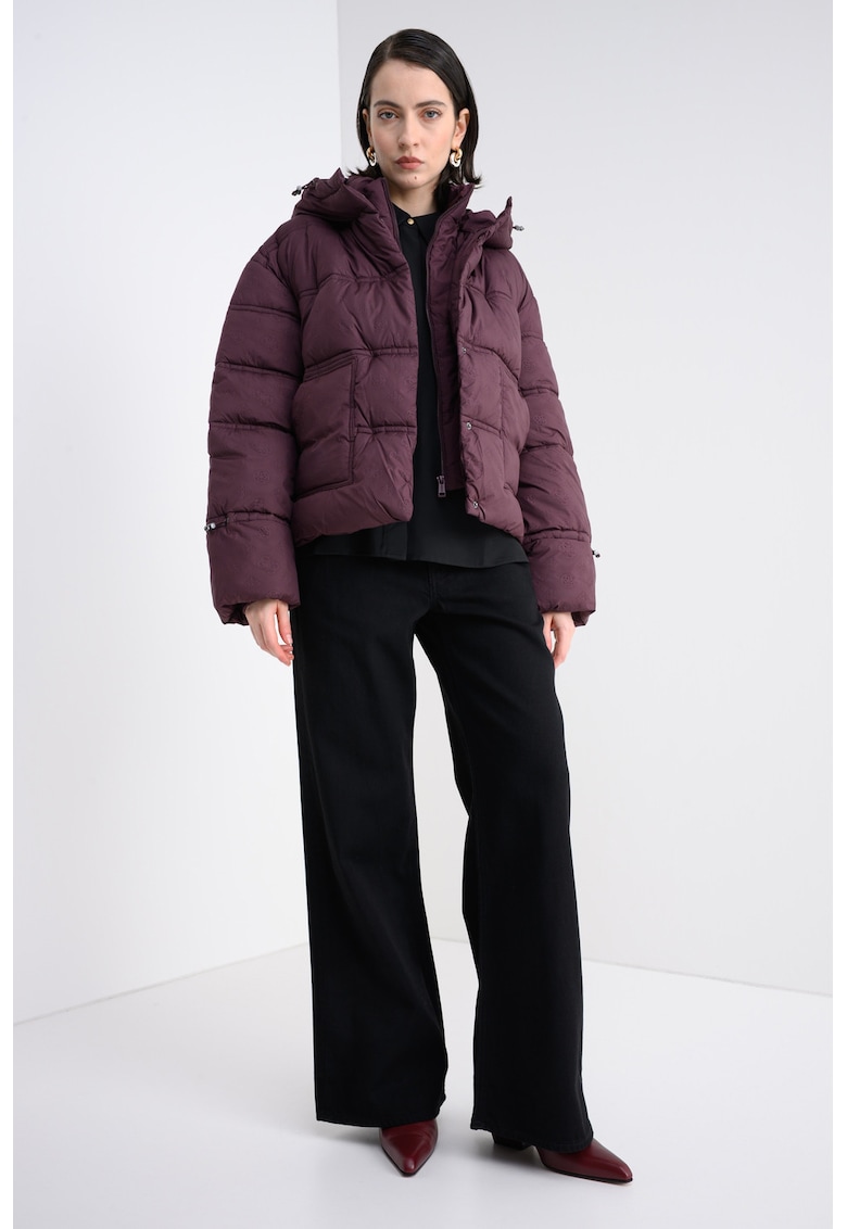 Geaca lejera cu gluga