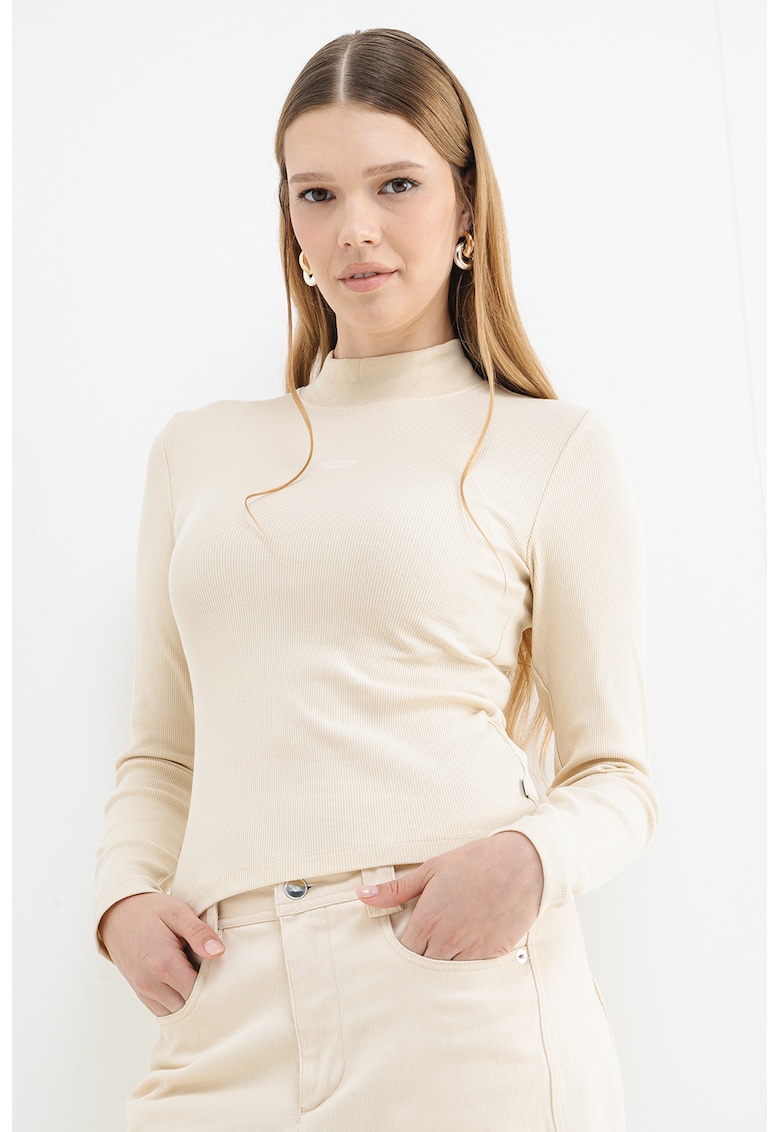 Bluza slim fit cu guler scurt