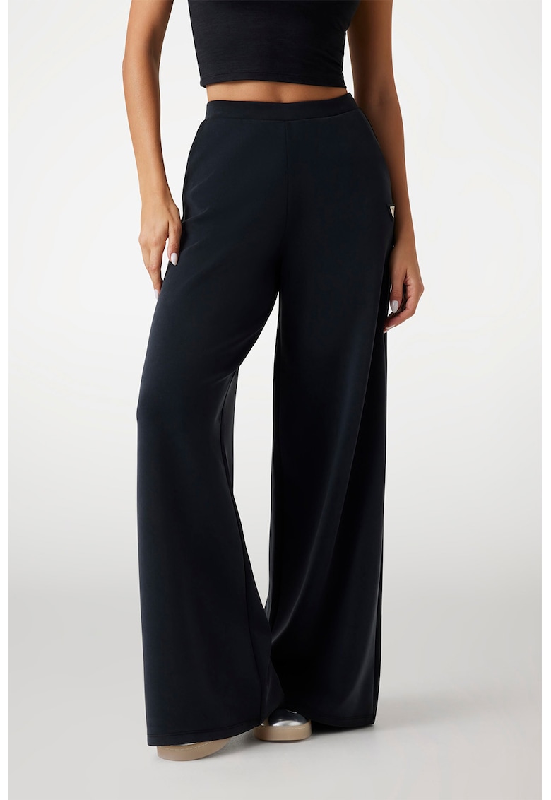 Guess Pantaloni din amestec de modal - pentru fitness - Negru
