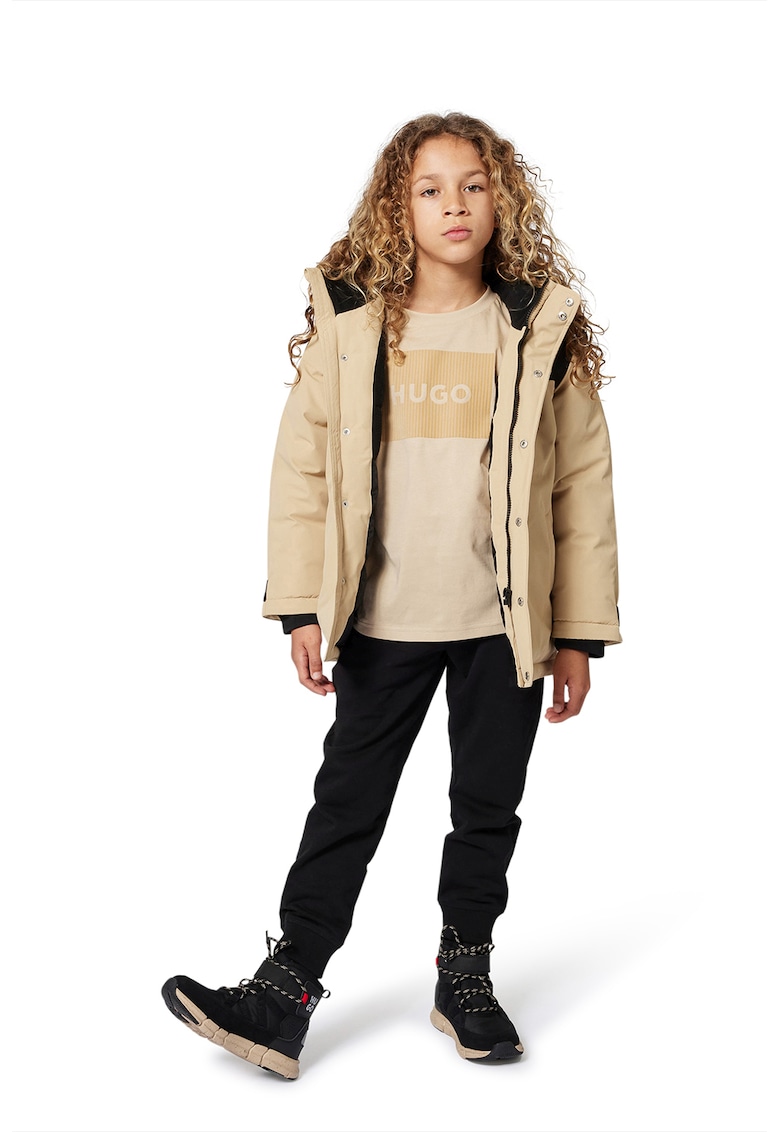 Geaca cu model colorblock si gluga