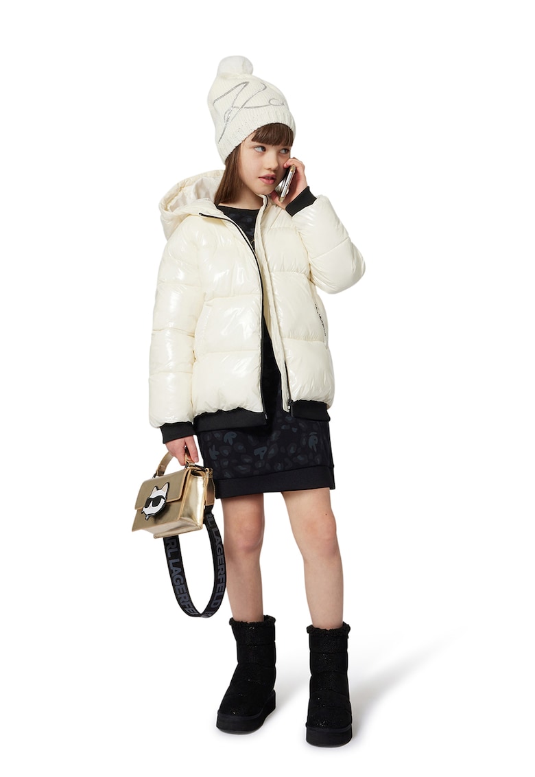 Rochie dreapta cu model