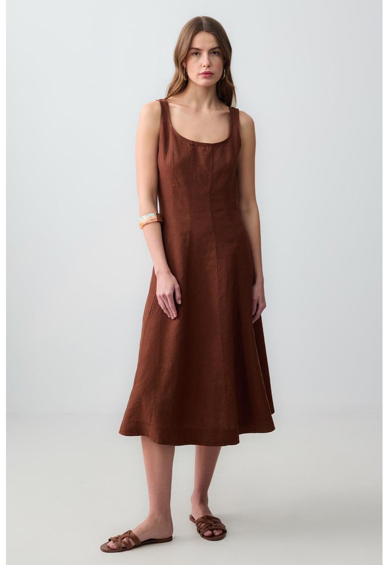 Rochie de in fara maneci cu decolteu rotund