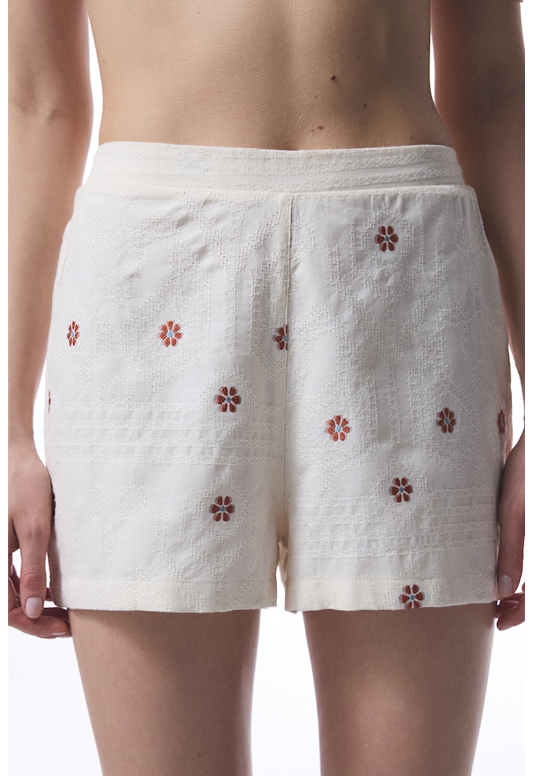 Pantaloni scurti cu talie inalta