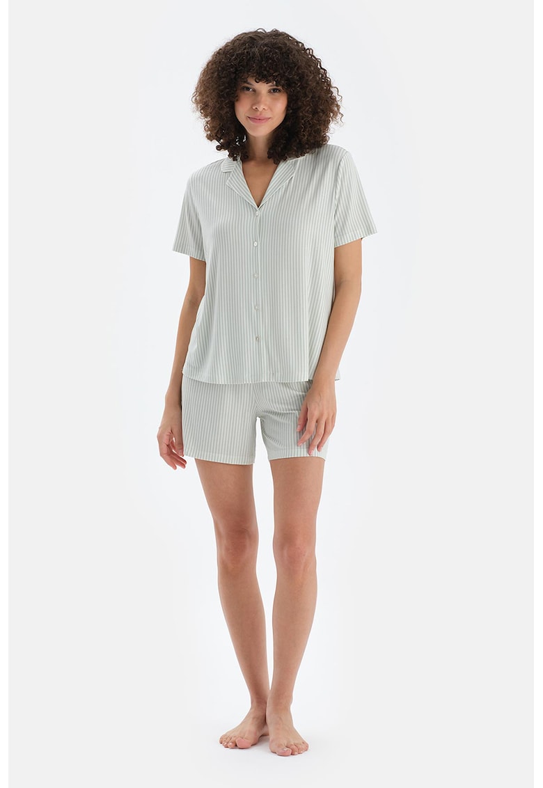 Pijama din amestec de modal cu pantaloni scurti