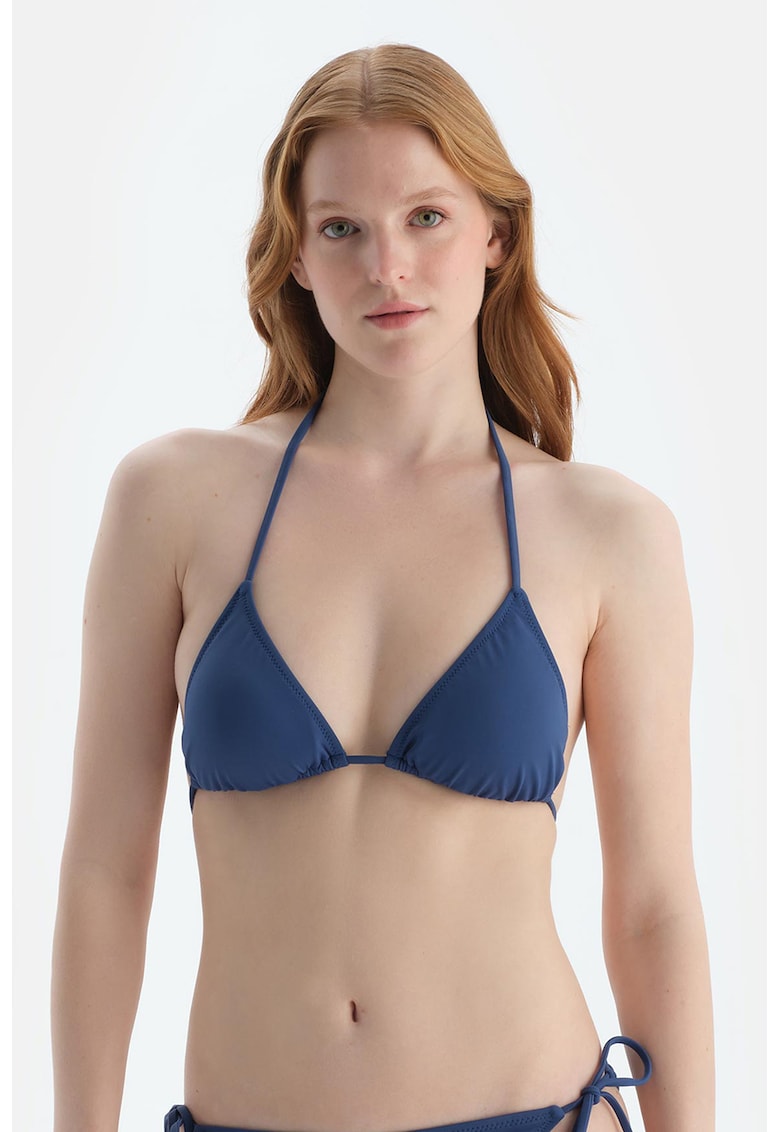 Sutien de baie cu cupe triunghiulare si burete