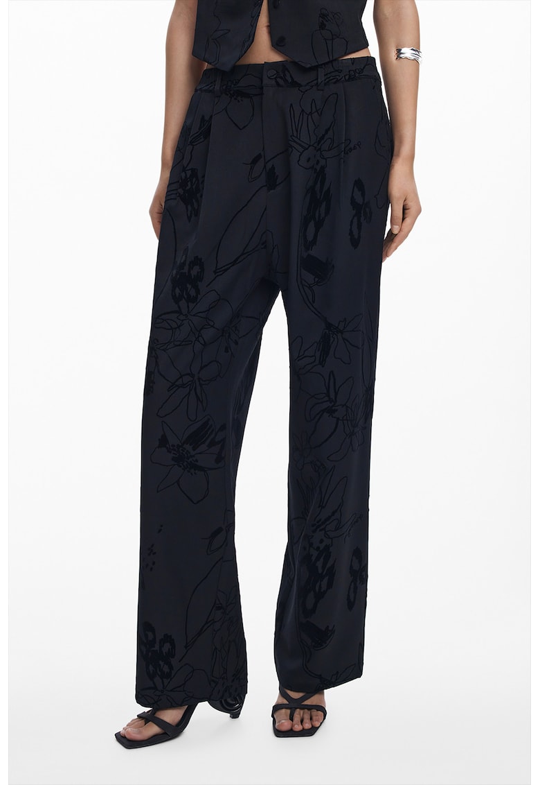 Pantaloni relaxed fit cu model floral