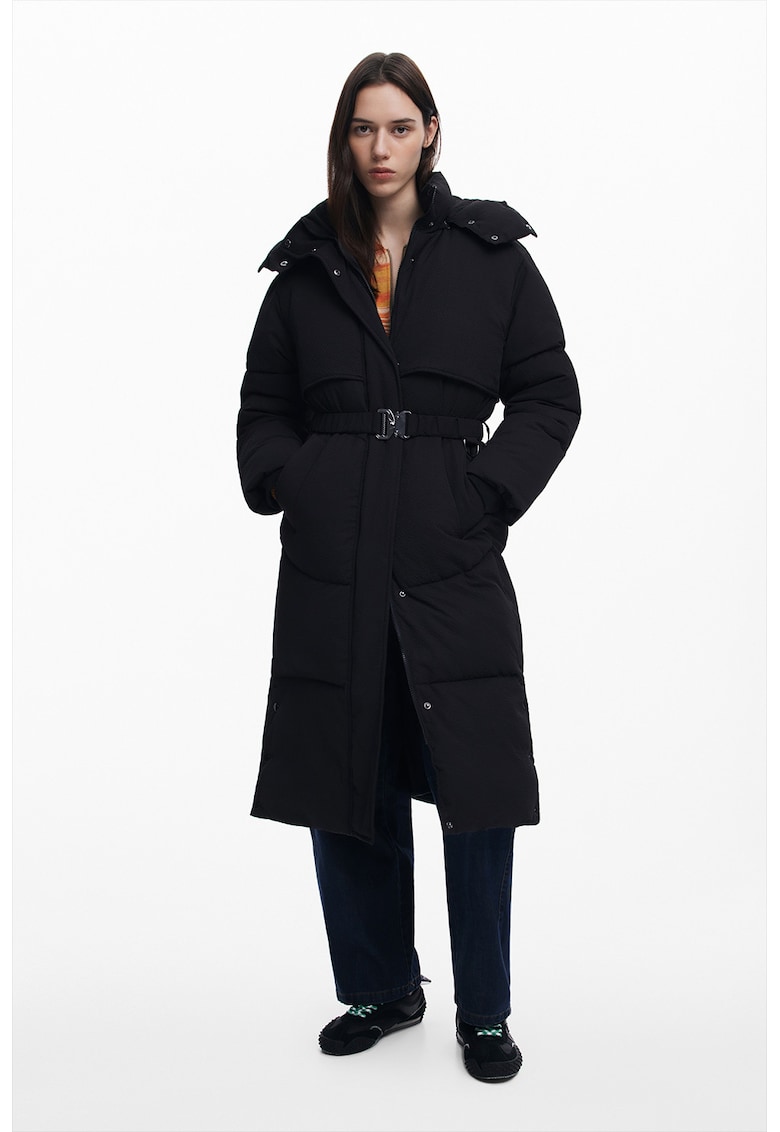 Geaca cu o curea in talie