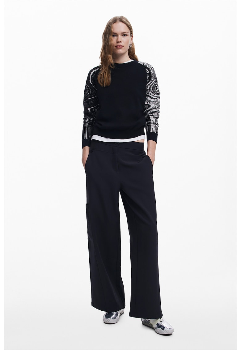 Pulover cu maneci contrastante