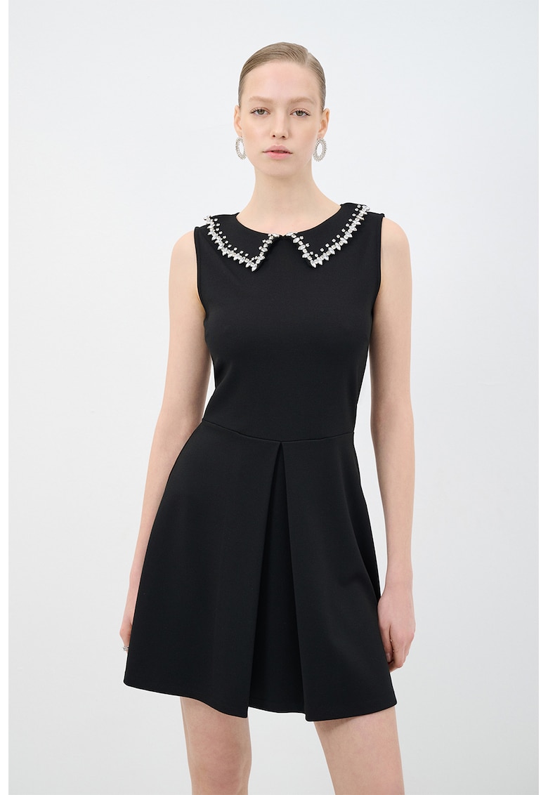 Rochie mini evazata cu guler Peter Pan cu strasuri