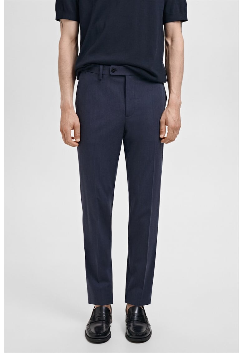 Pantaloni cu talie medie