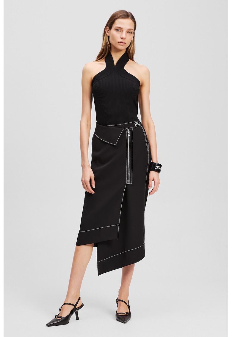 Fusta din denim cu terminatie asimetrica