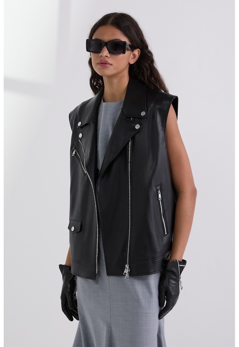 Vesta din piele ecologica cu revere decupate