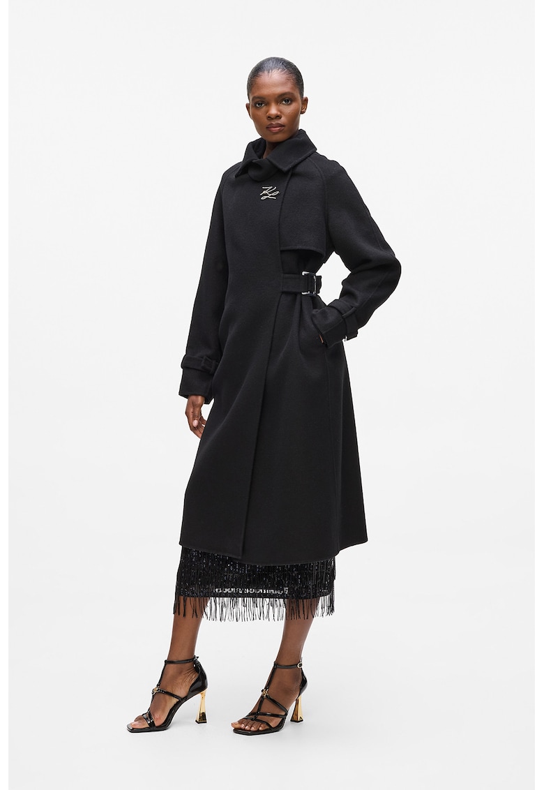 Palton din amestec de lana cu brosa