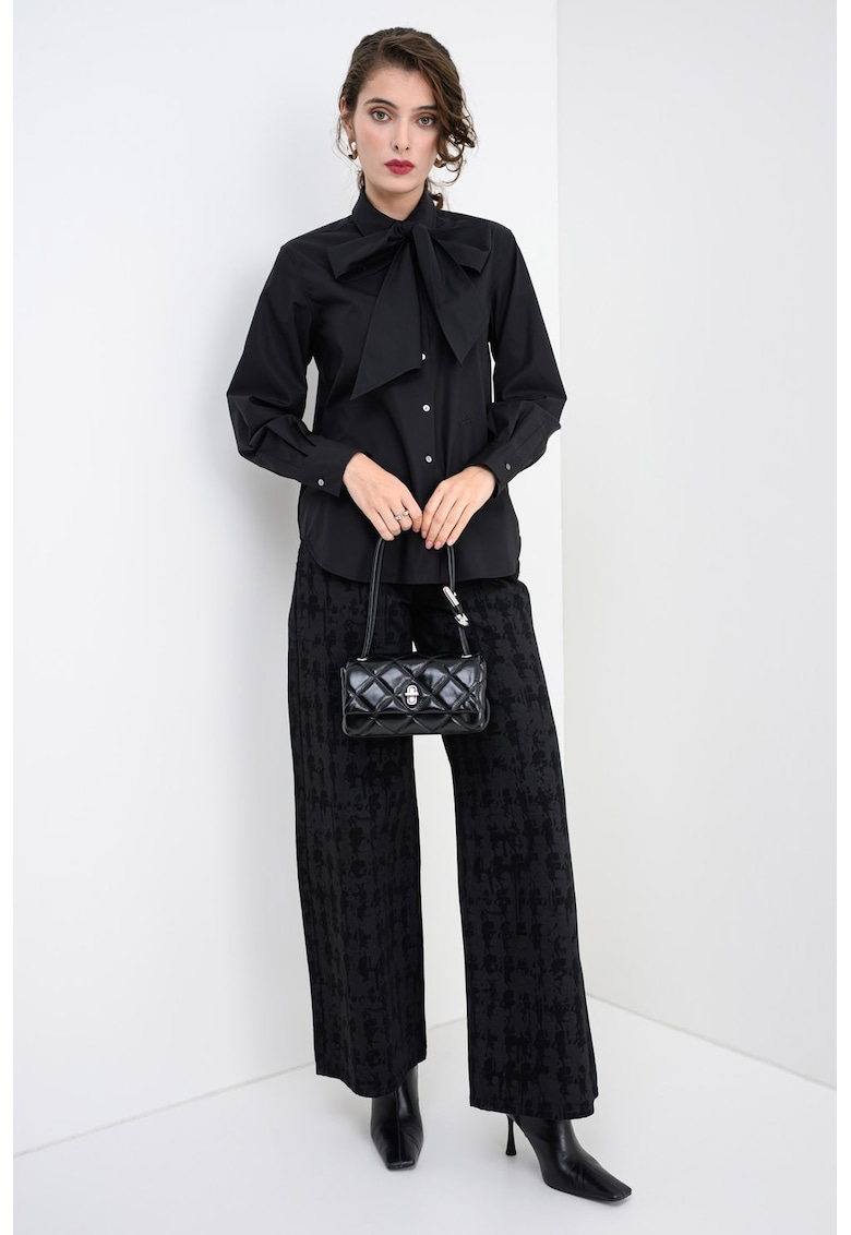 Camasa din bumbac organic cu model uni si decolteu cu funda din panglici