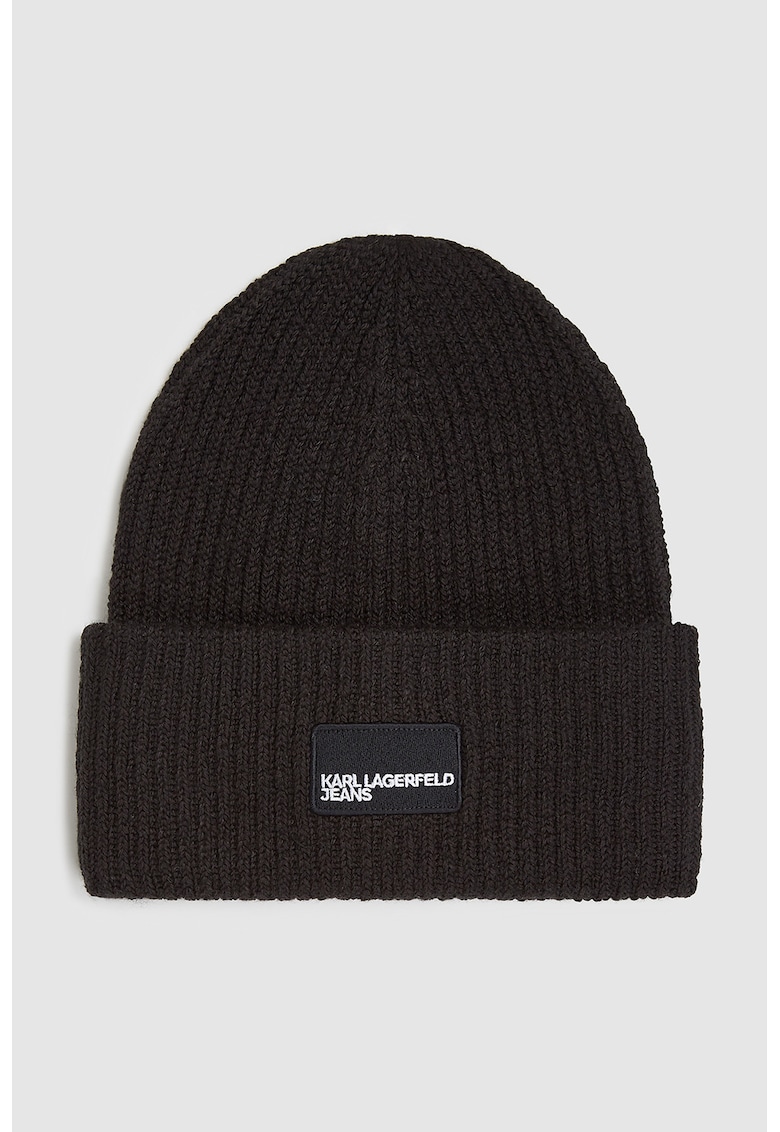 Caciula striata cu insertii din lana