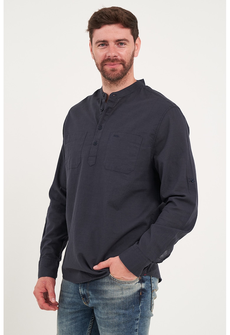 Bluza cu guler henley si buzunare pe piept - Negru stins