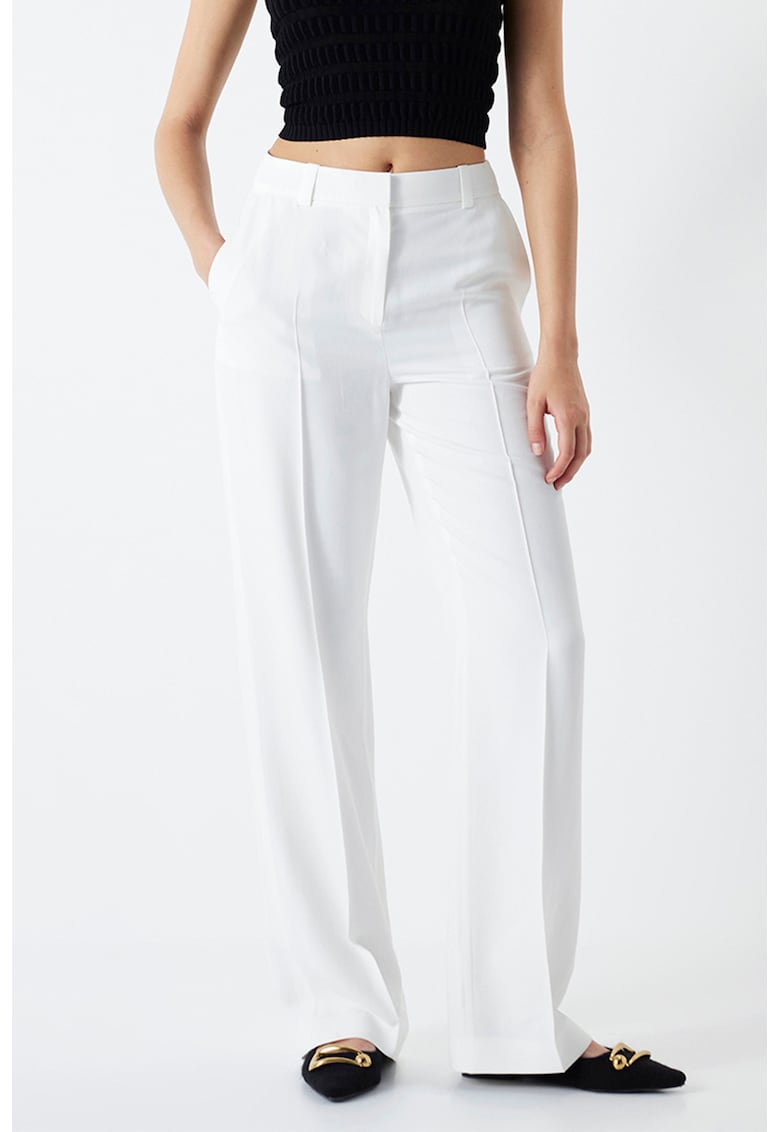 Pantaloni cu pense si talie inalta