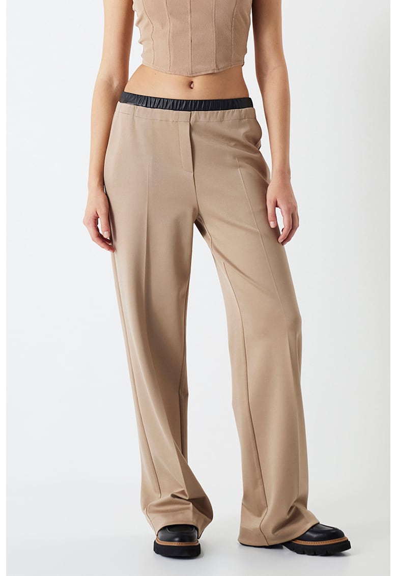 Pantaloni cu talie suprapusa