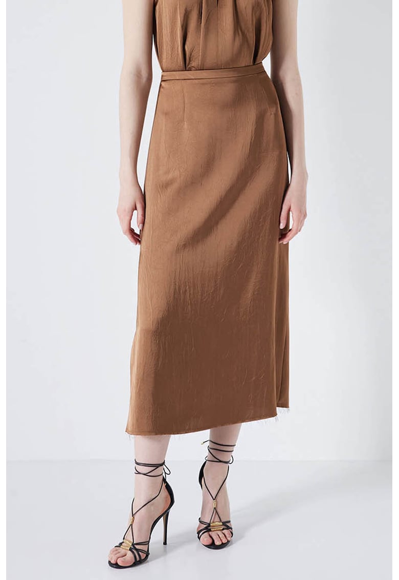 Fusta cu croiala in A si slituri laterale