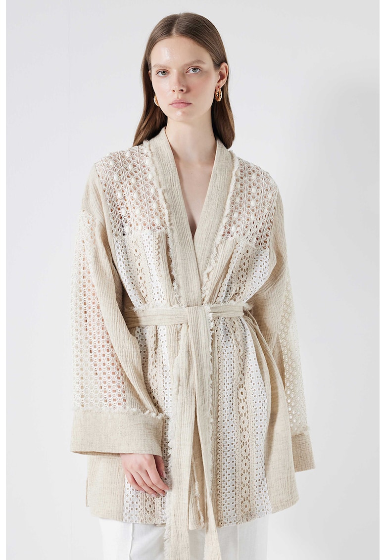 Cardigan cu perforatii